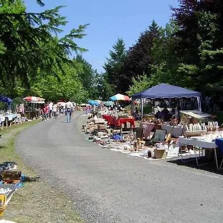مكان تخييم Chaletrent - Champs-romain *